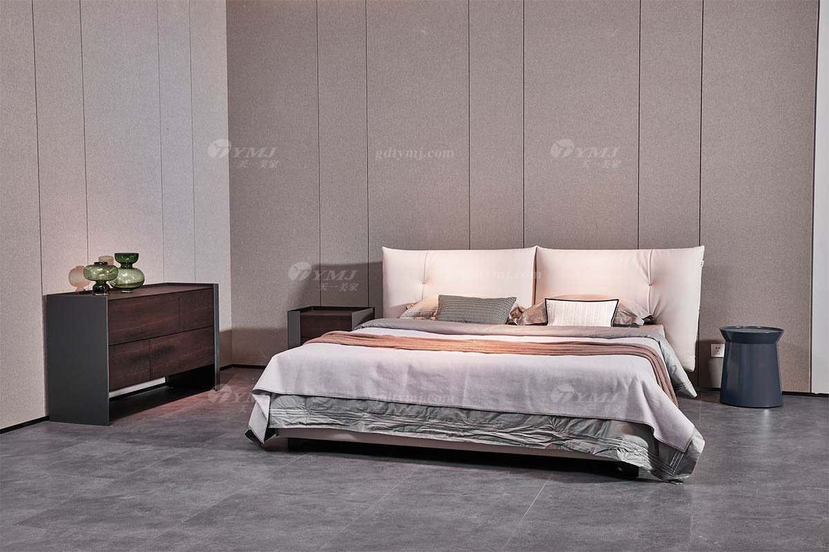  现代简约家具LUTUBE视频在线观看别墅会所家用时尚舒适米白色皮艺大床婚床双人床A2512场景