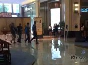 Come on，快来LUTUBE下载地址世博园旗舰店近距离邂逅大明星吧！